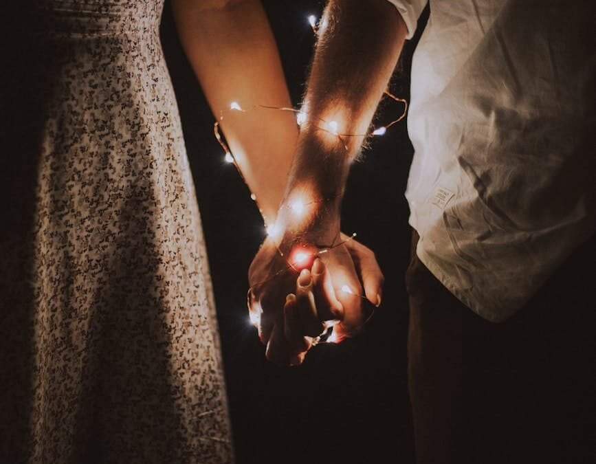 How To Fall In Love Without Falling Away (Singles and Couples)